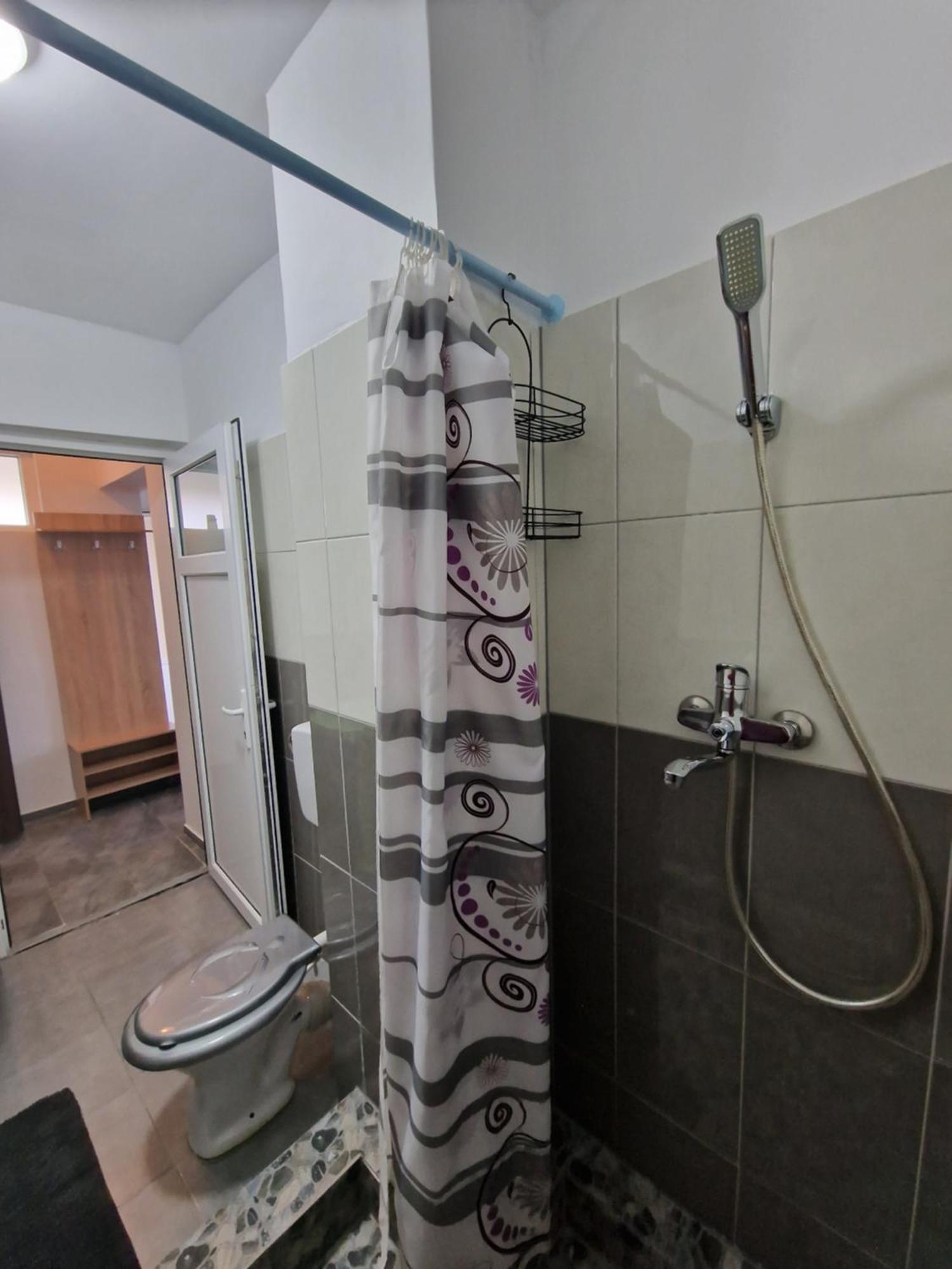 ブカレストCasa Darya-24H Check-Inアパートメント エクステリア 写真